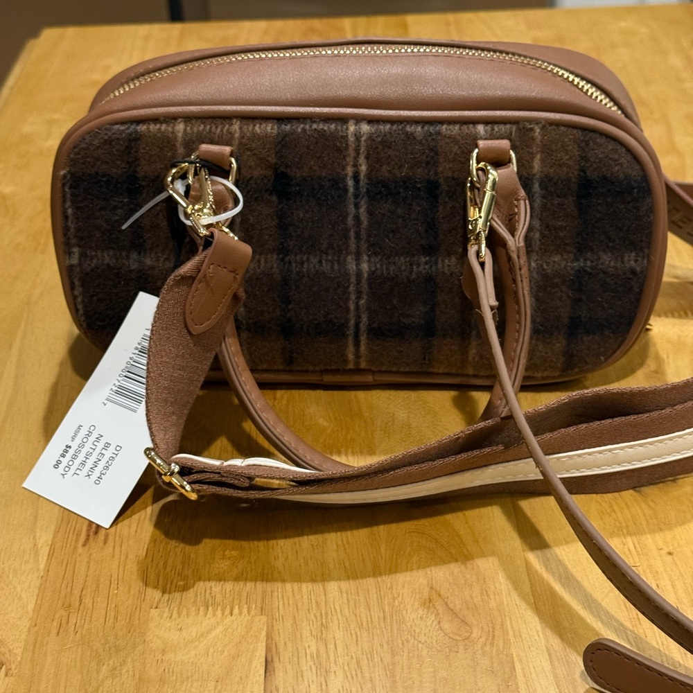 NWT Steve Madden Brown Plaid Blennix Nutshell Crossbody Bag Tassel Dog Charm - Picture 6 of 16
